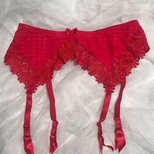 Avero Garter Belt by Marie Jo
